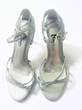 Cinderella of Boston Metallic Silver Strappy 2.75-in High Heel Sandals Size 3M